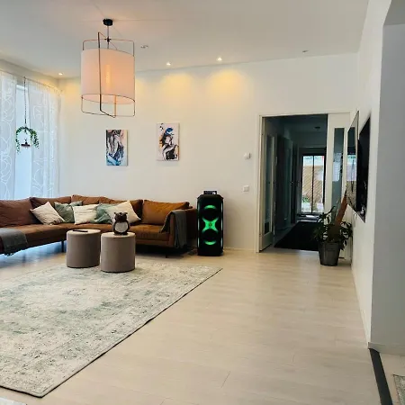 Luxury House In Villa