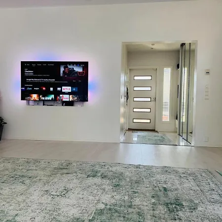 Villa Luxury House In *